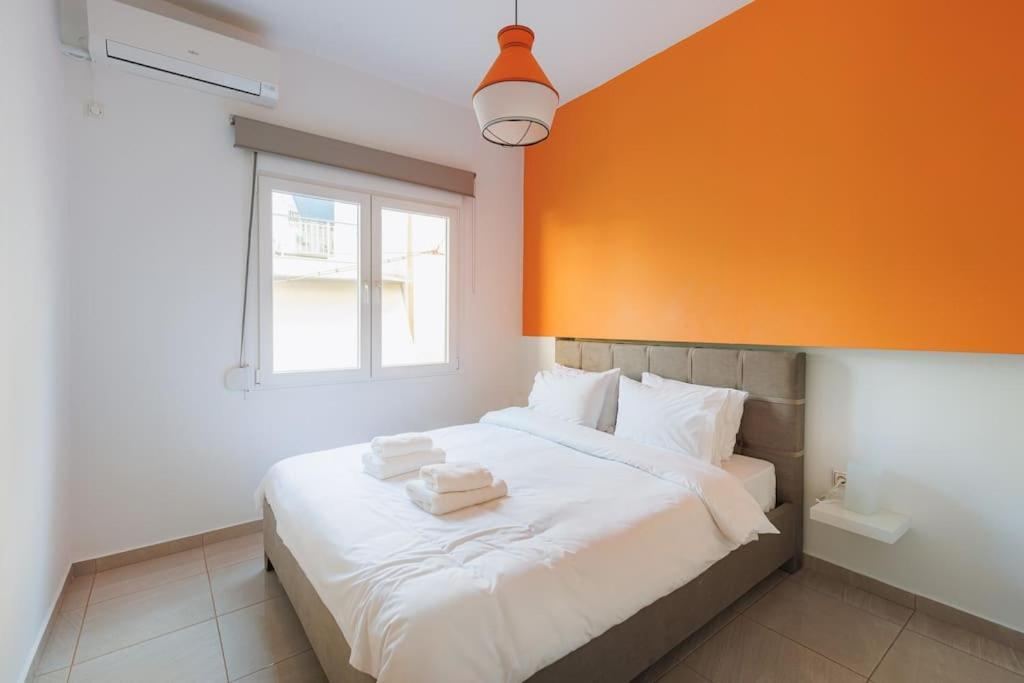 Colourful Cosy At Panormou Metro Station Apartment Athens