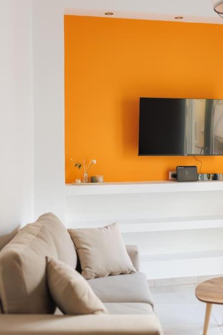 Apartment Colourful Cosy At Panormou Metro Station Athen